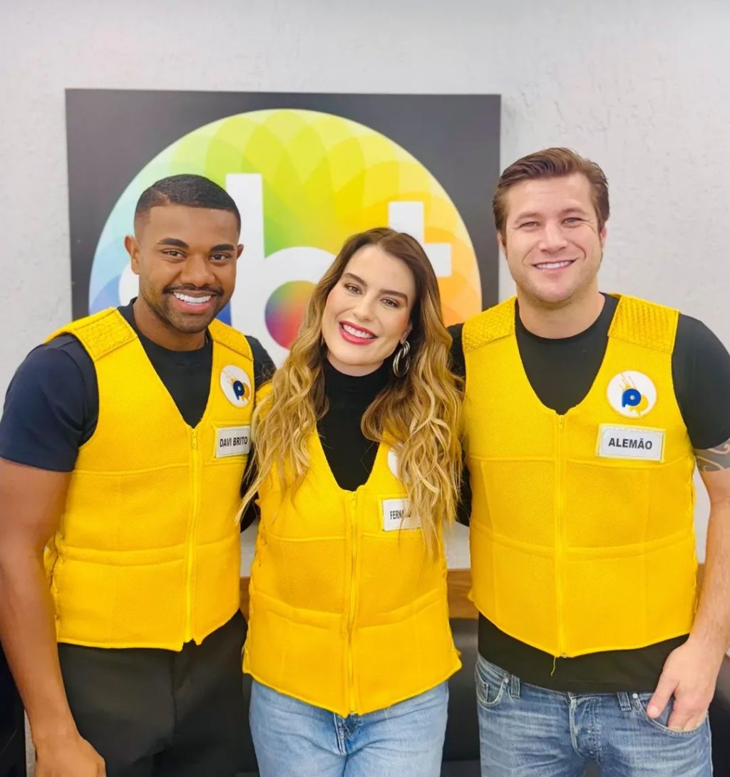 Davi Brito fez equipe com outros dois ex-campeões do BBB, Fernanda Keulla e Diego Alemão. Foto: Instagram/@domingolegal