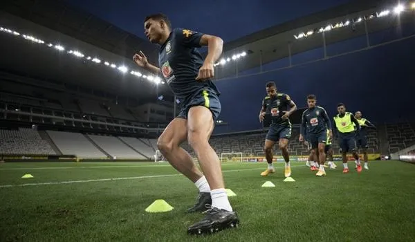 Seleção brasileira estreia nesta sexta contra a  Bolívia pelas Eliminatórias da Copa do Mundo 2022