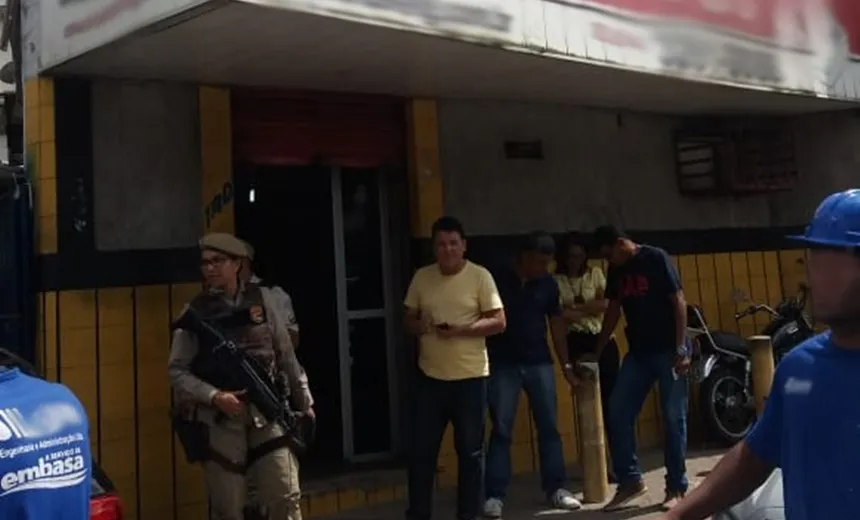 Imóvel em Salvador é flagrado com “gato” de água; dívida chega a R$ 500 mil