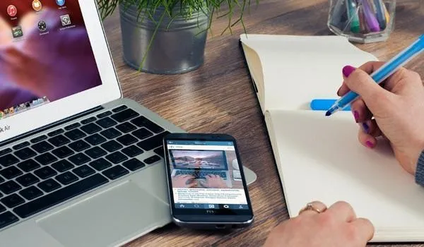 Sistema de ensino realiza "aulão" online gratuito para o ENEM; saiba como participar