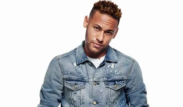 Neymar processa o Barcelona por 'salários atrasados' e pede R$ 16 milhões