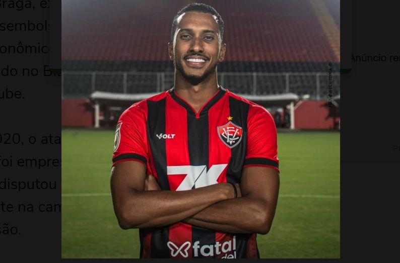 Sem espa&ccedil;o no clube e desgastado com a torcida, o atacante Lucas Braga deixa o Vit&oacute;ria e vai para o Fortaleza por empr&eacute;stimo. Foto: Victor Ferreira/EC Vit&oacute;ria