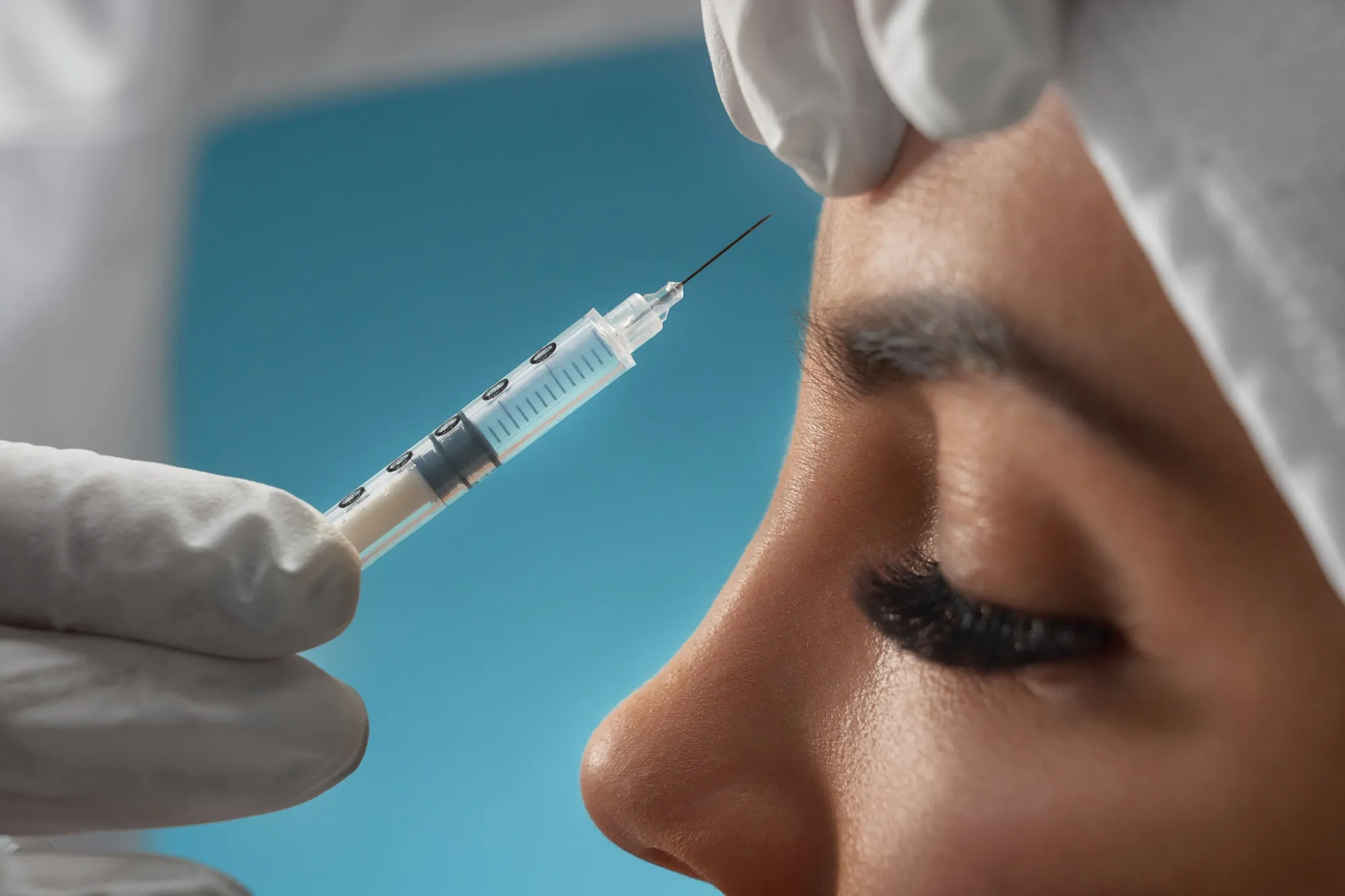 Funcionária de clínica de estética é indiciada por golpes de R$ 370 mil em clientes na Bahia