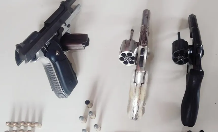 Três pessoas morrem em troca de tiros com a PM na Bahia; "insistiram no confronto"