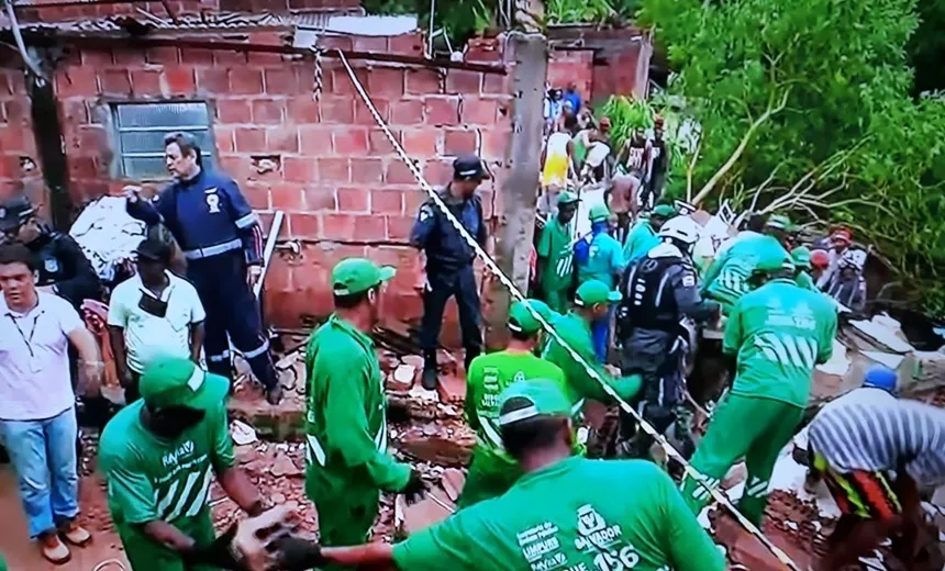 DESABAMENTO EM PITUAÇU: Famílias receberão auxílios; Há outros imóveis condenados