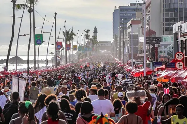 Vai chover no Carnaval de Salvador? Confira a previsão do tempo