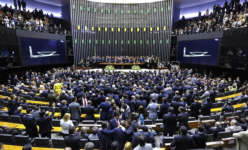 Deputados federais recebem escolta policial da Câmara após ameaças