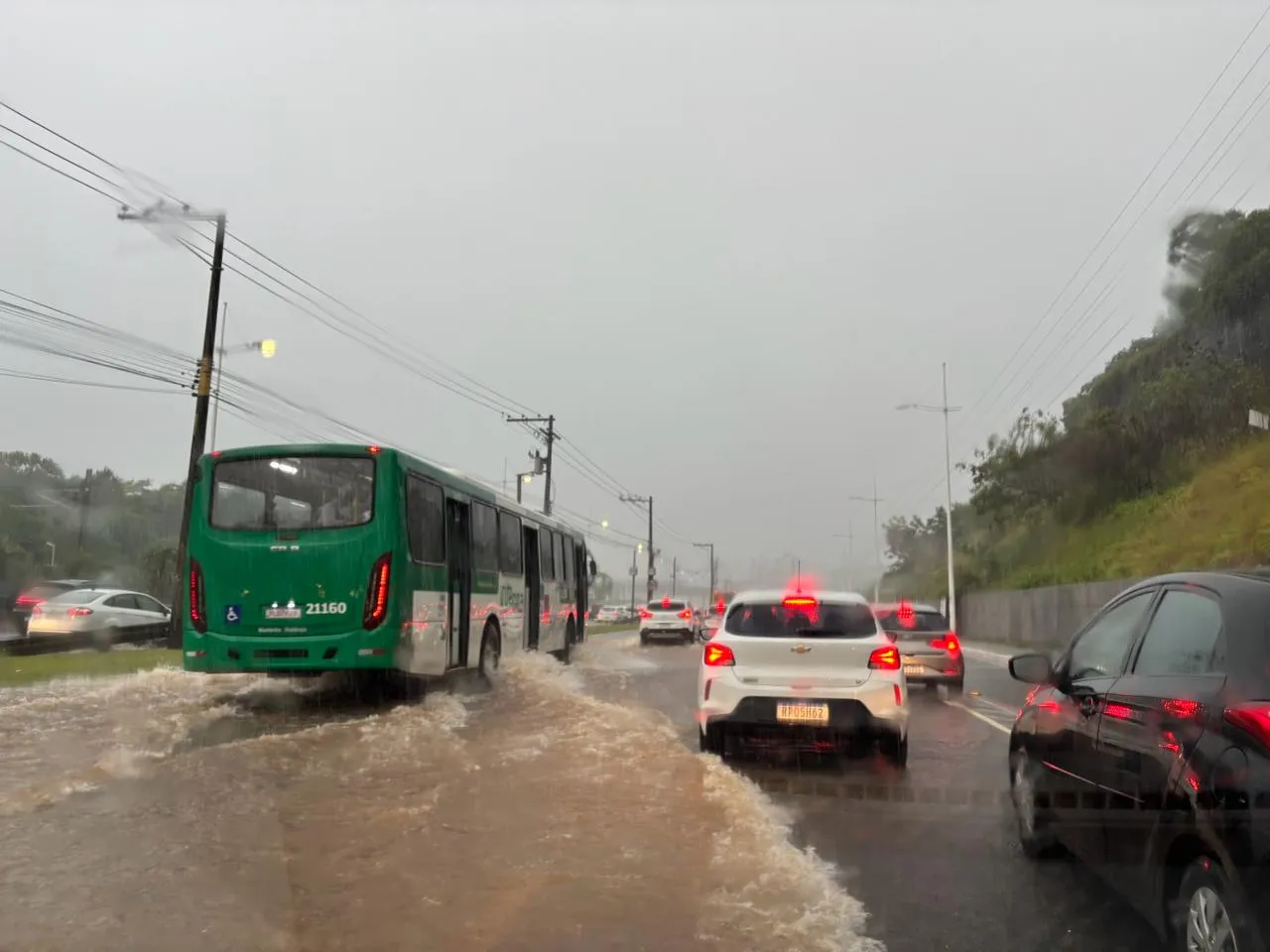 Salvador terá fim de semana chuvoso e com risco de temporal no sábado