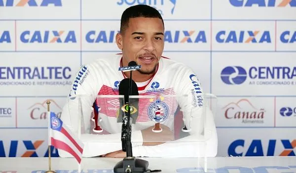 Bahia confirma proposta do exterior por Gregore, mas não diz se volante será vendido