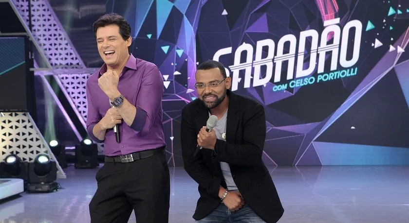 Celso dança arrocha com  Pablo no “Sabadão”