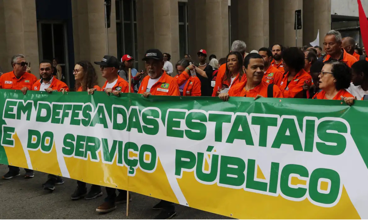 Petroleiros anunciam greve nacional nos dias 29 e 30 de maio contra mudanças no teletrabalho e cortes da Petrobras. Foto: Tânia Rego | Agência Brasil