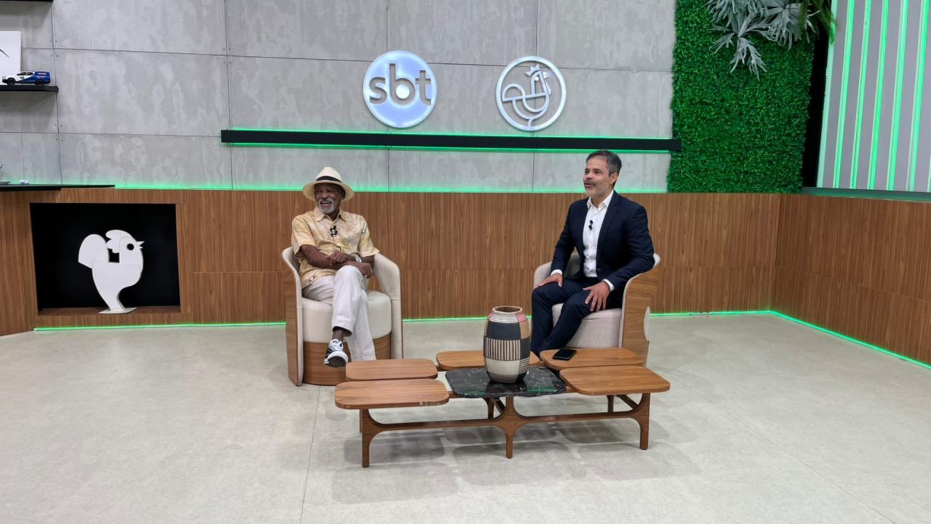 Antonio Pitanga em entrevista ao programa Linha de Frente, da TV Aratu | Foto: Juana Castro/Aratu On