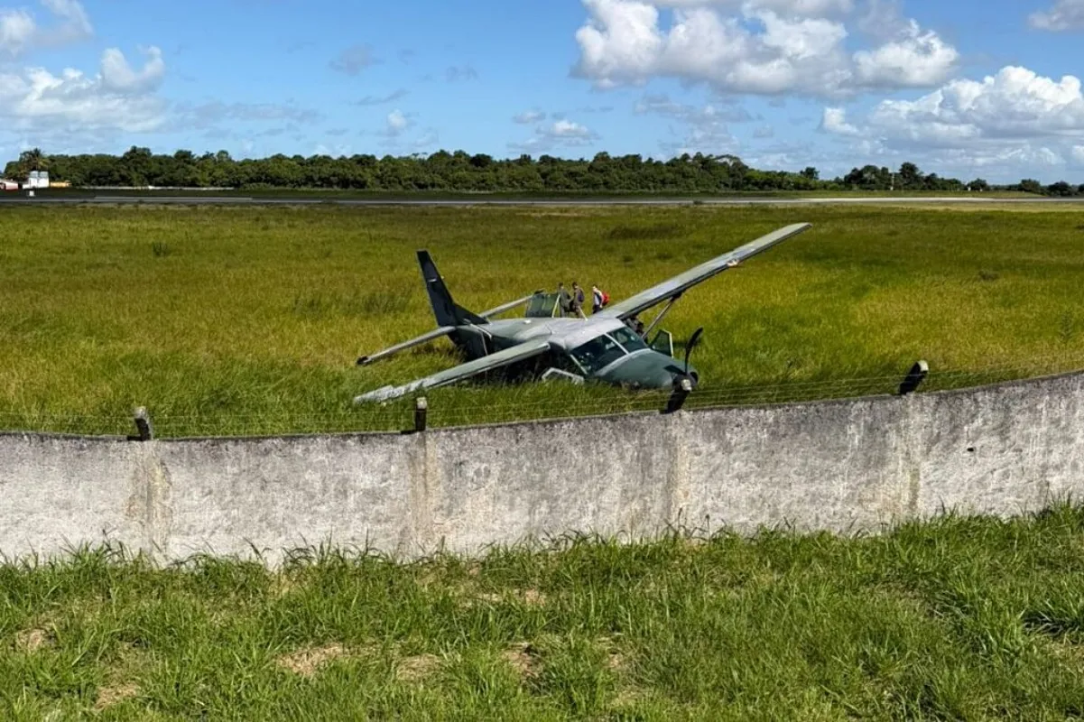 avião fab porto seguro