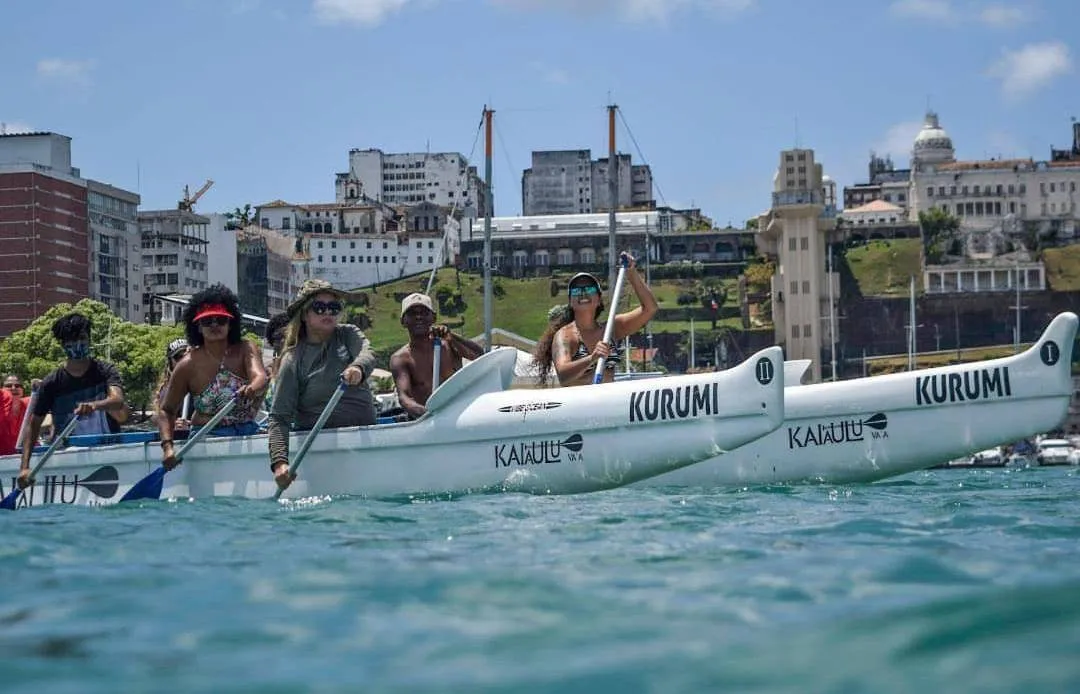 Flipelô 2023: Clube de canoagem de Salvador faz apresentação em evento