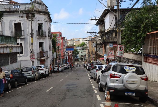 A Prefeitura de Salvador realizará a troca da placa da Ladeira da Praça | Foto: Reginaldo Ipê