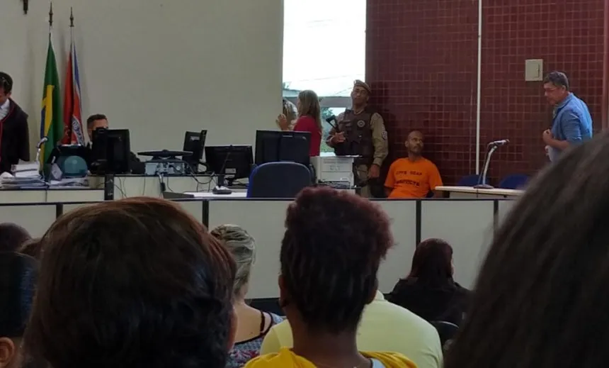Homem ‘pega’ 30 anos de prisão por matar ex-amante grávida e enterrar corpo em casa