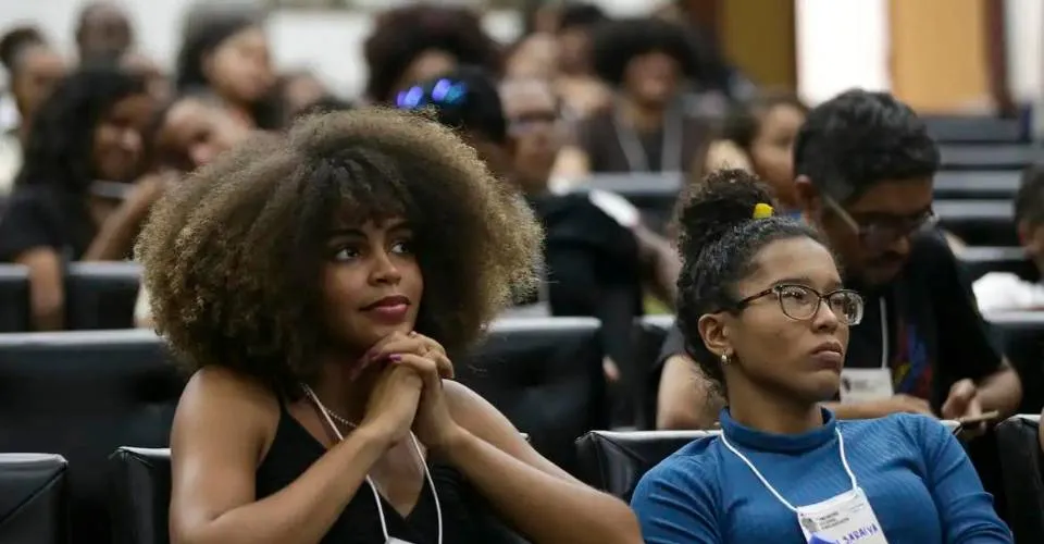 Com quase 10 milhões, número de universitários é o maior em nove anos
