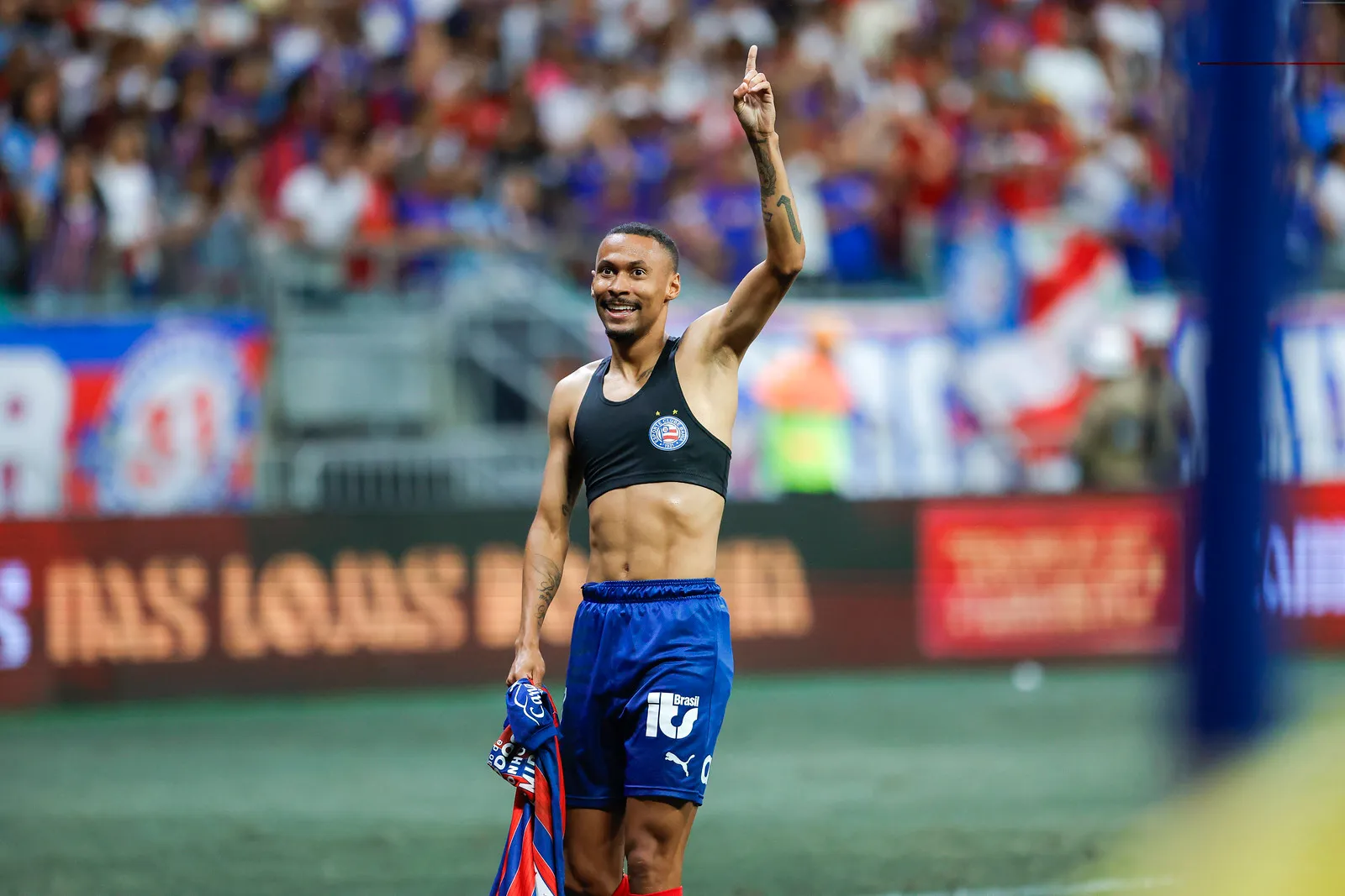 Ademir retorna e resolve para o Bahia que venceu o Palmeiras na Fonte Nova