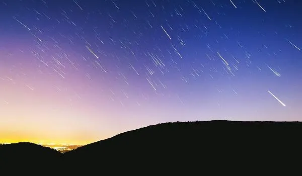 Mês de dezembro terá alinhamento de planetas, eclipse solar e chuva de meteoros; confira dias
