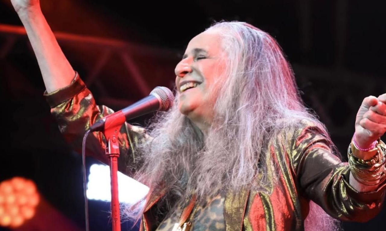 Maria Beth&acirc;nia e poesia. Foto: Redes sociais | @ana_viana