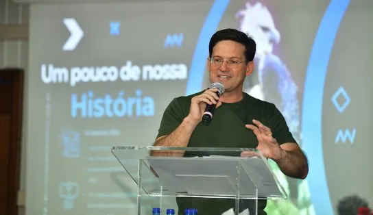 Victor Azevedo e Raimundinho da JR sinalizam saída do PL, afirma João Roma