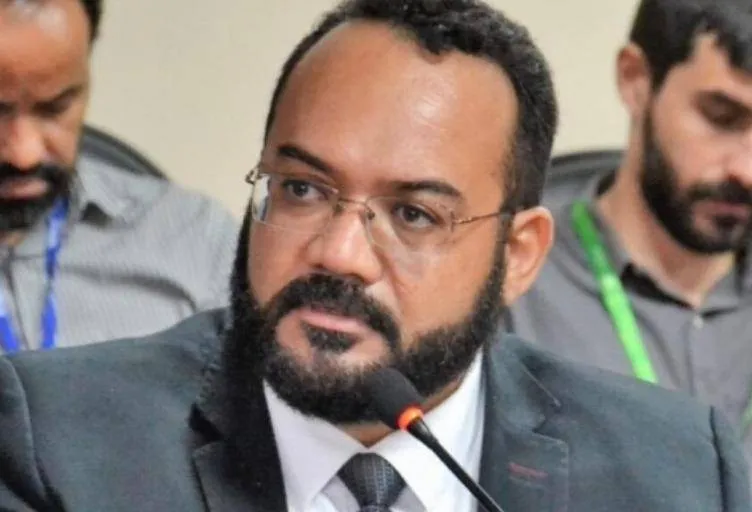 'Não há nada oculto que não venha a ser revelado', diz deputado após Ministério da Justiça ter reuniões com mulher de líder do Comando Vermelho