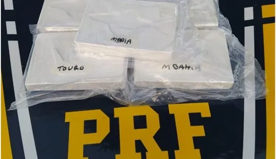 PRF apreende 8kg de cocaína escondidas em automóvel no interior da Bahia