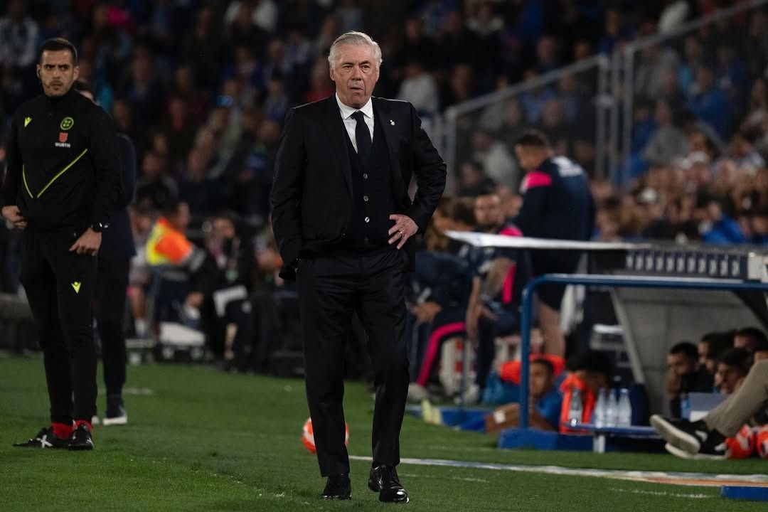 O contrato de Carlo Ancelotti vai até a Copa do Mundo de 2026. Foto: Redes Sociais / @mrancelotti / @realmadrid