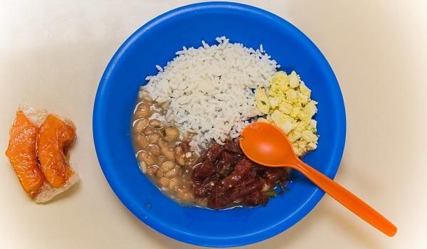 Alimentos da merenda escolar