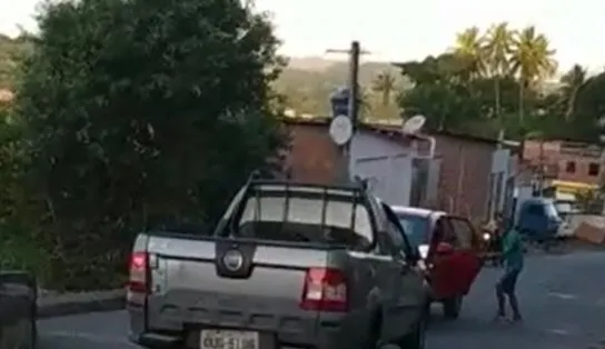 Irmão de vereador é morto após briga de transito no interior da Bahia; veja vídeo