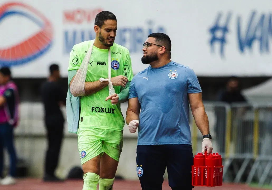 Goleiro Ronaldo sofre lesão grave e vira desfalque no Bahia