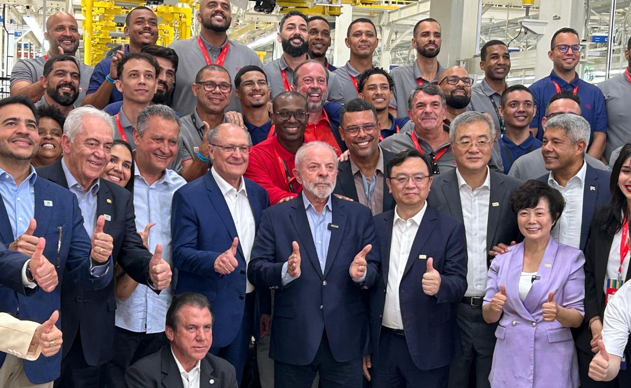 Quaest: Lula vence todos opositores, já Eduardo Bolsonaro é o mais rejeitado; Foto: Matheus Caldas/ Aratu On