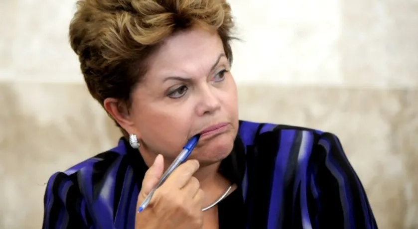 Senadores entregam carta a ministro pedindo que Dilma apoie novas eleições
