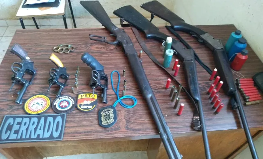 Trio é detido em flagrante com armamento no município de Wanderley