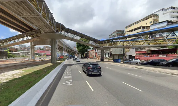 Homem é baleado na passarela da Avenida Bonocô, em Salvador