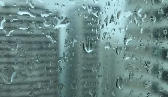 Frente fria deve manter tempo fechado em Salvador até esta terça-feira 