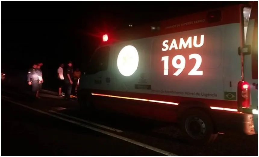 Duas pessoas ficam gravemente feridas em acidente, na BA-526, em Simões Filho