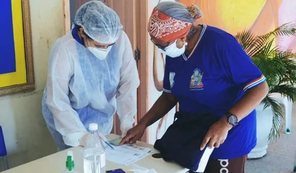 Comunidade escolar da Liberdade e Caixa D'Água recebem testes para Covid-19; veja cronograma