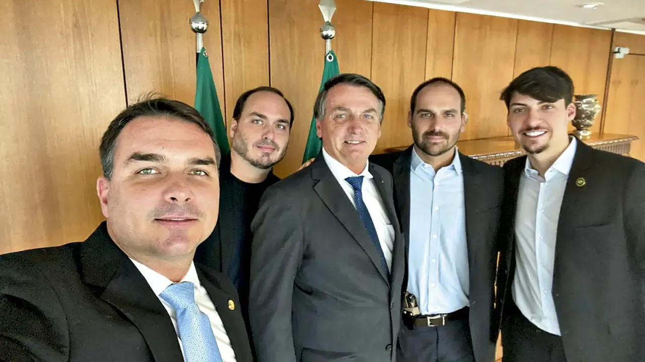 Reprodução/@flaviobolsonaro