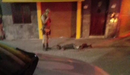 Homem é morto a tiros e onda de crimes volta a assustar moradores e frequentadores do bairro da Barra