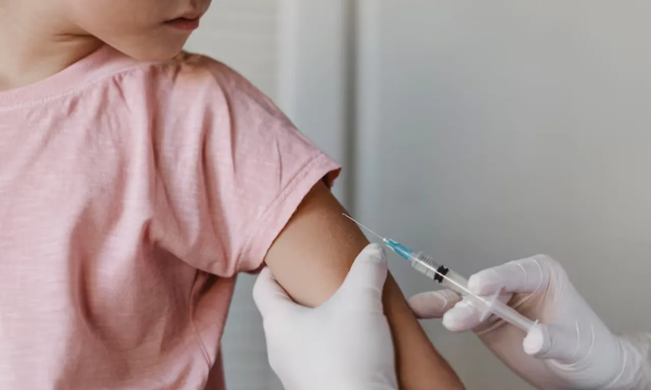 Vacina da gripe deixa gripado? Saiba o que é verdade e o que é mentira