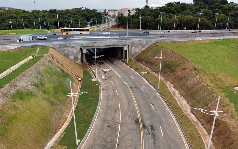 O avanço das obras do VLT de Salvador representa uma nova etapa da mobilidade urbana, com mais rapidez, conforto e acessibilidade para quem circula pela capital e Região Metropolitana/Foto: Joá Souza/GOVBA