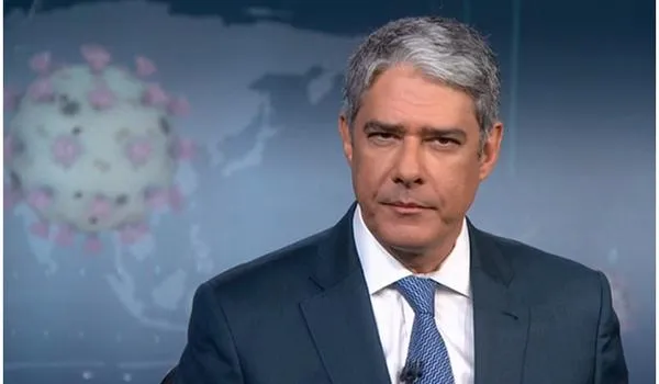 Em nota, Globo revela 'campanha de intimidação' contra William Bonner; ''trabalho correto e isento''