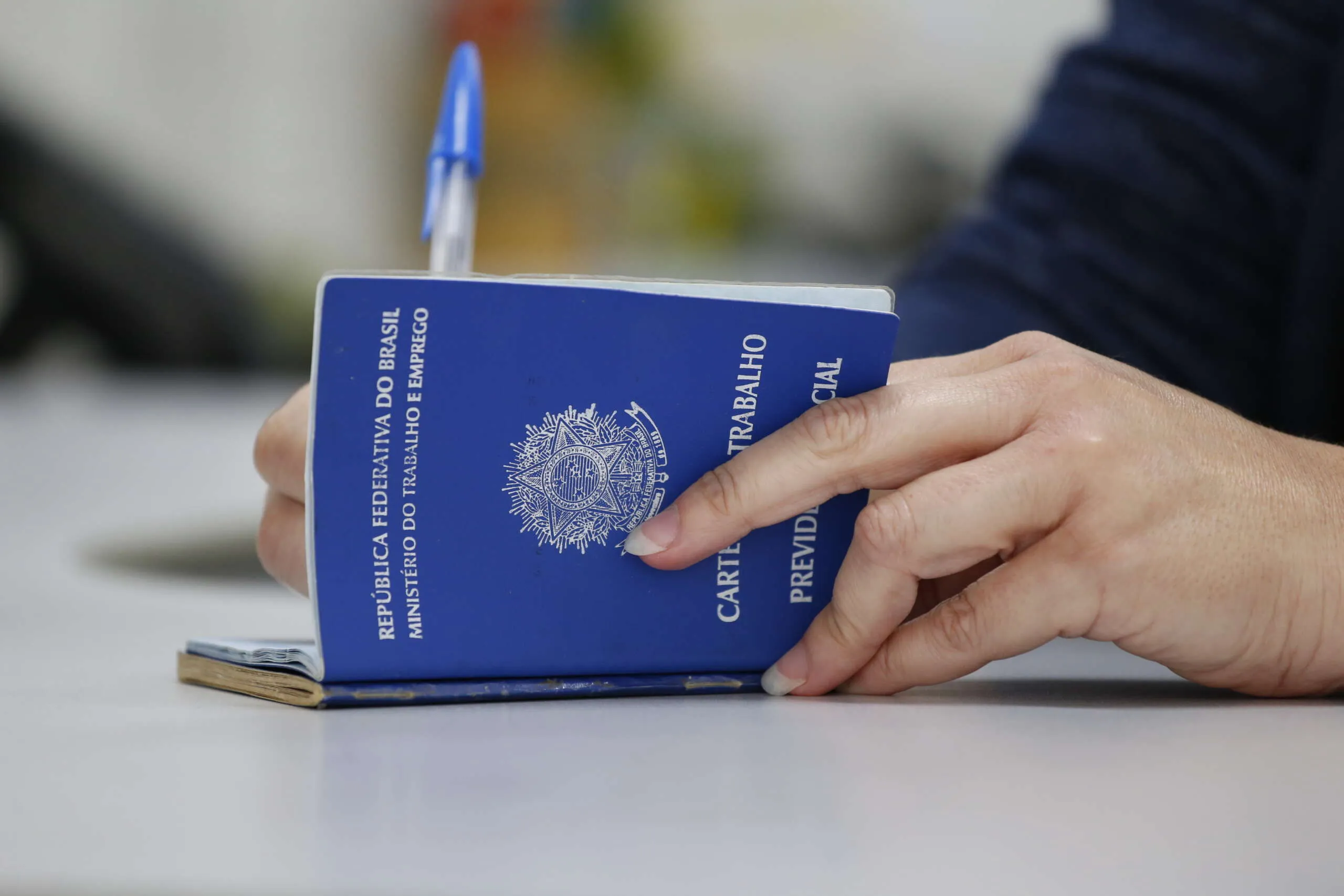 Imagem de carteira de trabalho 