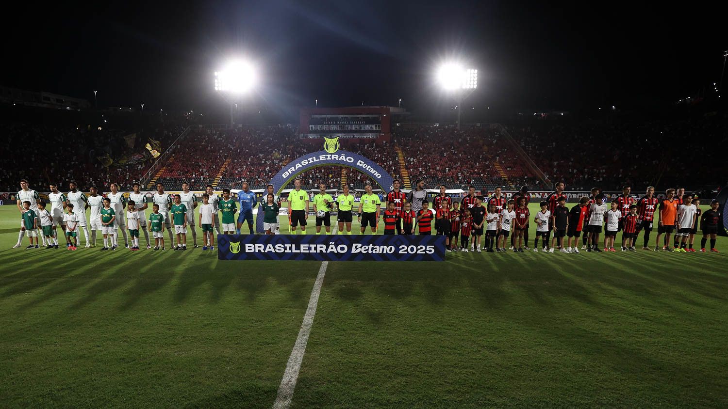 O primeiro jogo entre Palmeiras x Vitória terminou em 2x2. Foto: Cesar Greco/Palmeiras