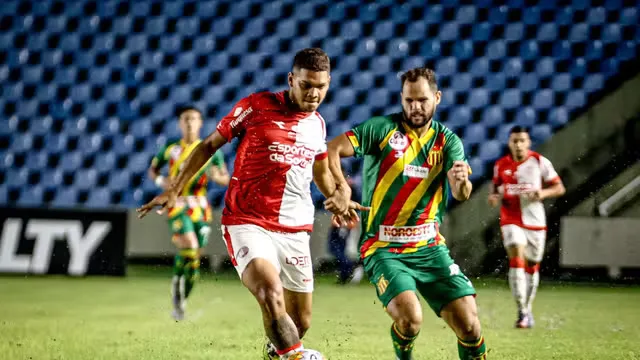 Sampaio Corrêa e Naútico empatam em 1 a 1 pela Copa do Nordeste