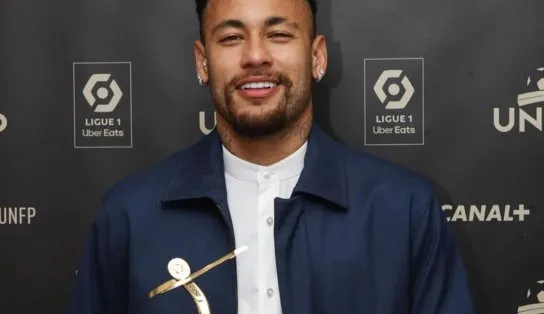 Funcionária da Nike diz que foi forçada a fazer sexo oral em Neymar; empresa rompeu contrato com o atleta 
