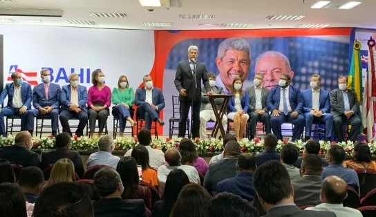 Governador eleito, Jerônimo anuncia 11 novos secretários; confira