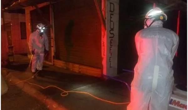 Ipiaú: Bombeiros realizam descontaminação em abrigo de idosos e centro de abastecimento