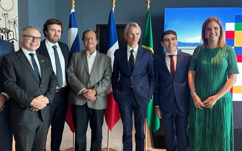 Secretário De Turismo Do Estado, Maurício Bacelar, E a Secretária Municipal De Desenvolvimento Econômico, Mila Paes, Também Participaram Do Evento Em Salvador — Reprodução   Redes Sociais